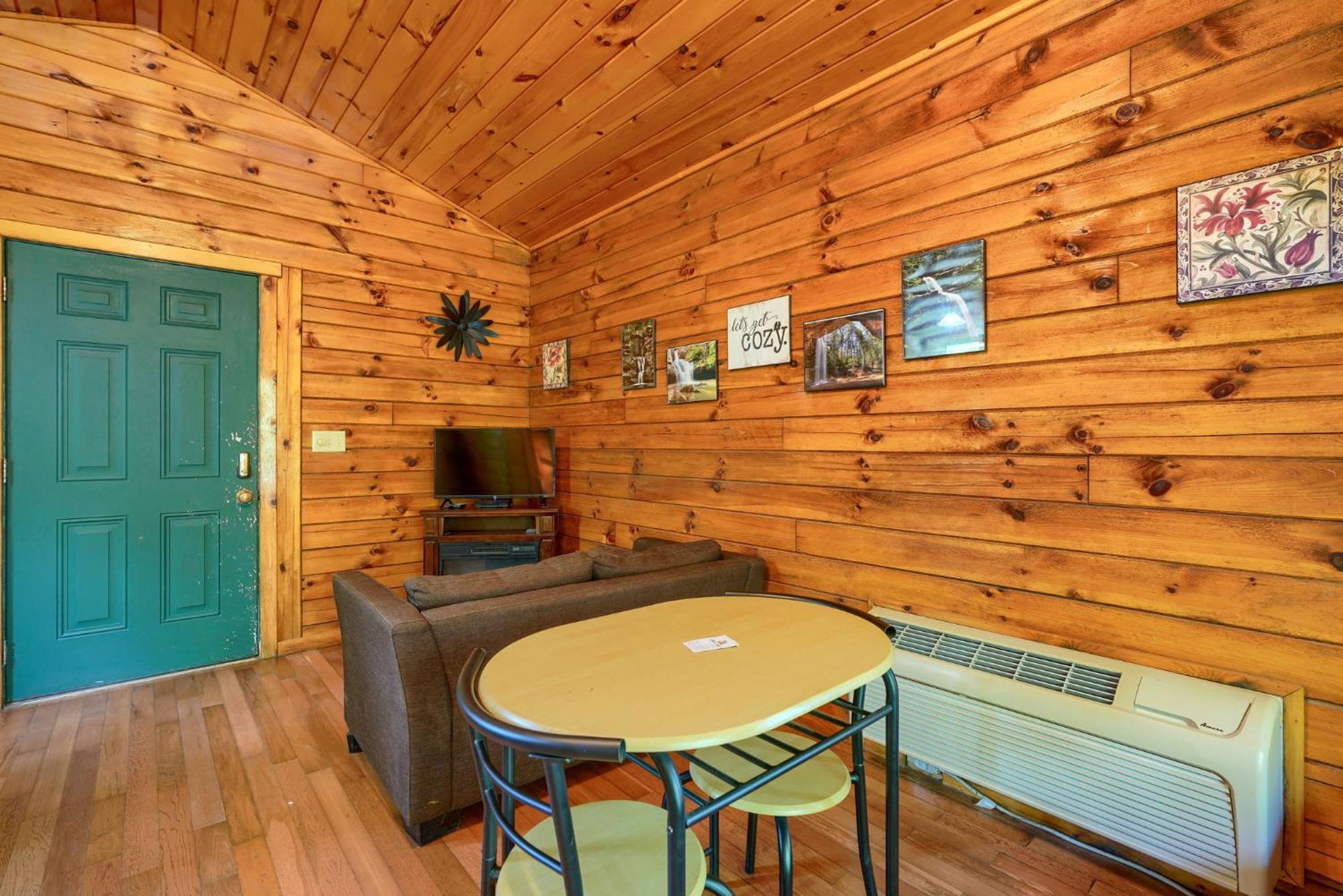 Blue Rose Cabins - Cozy Cabin Logan Eksteriør bilde
